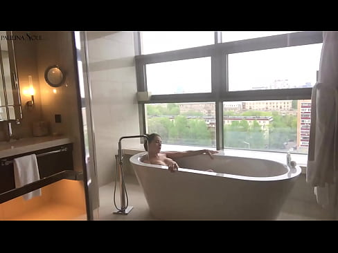 ❤️ En fantastisk babe som lidenskapelig rykker av seg fitta på badet ❤️ Porno ved no.pornsos-com.ru ☑